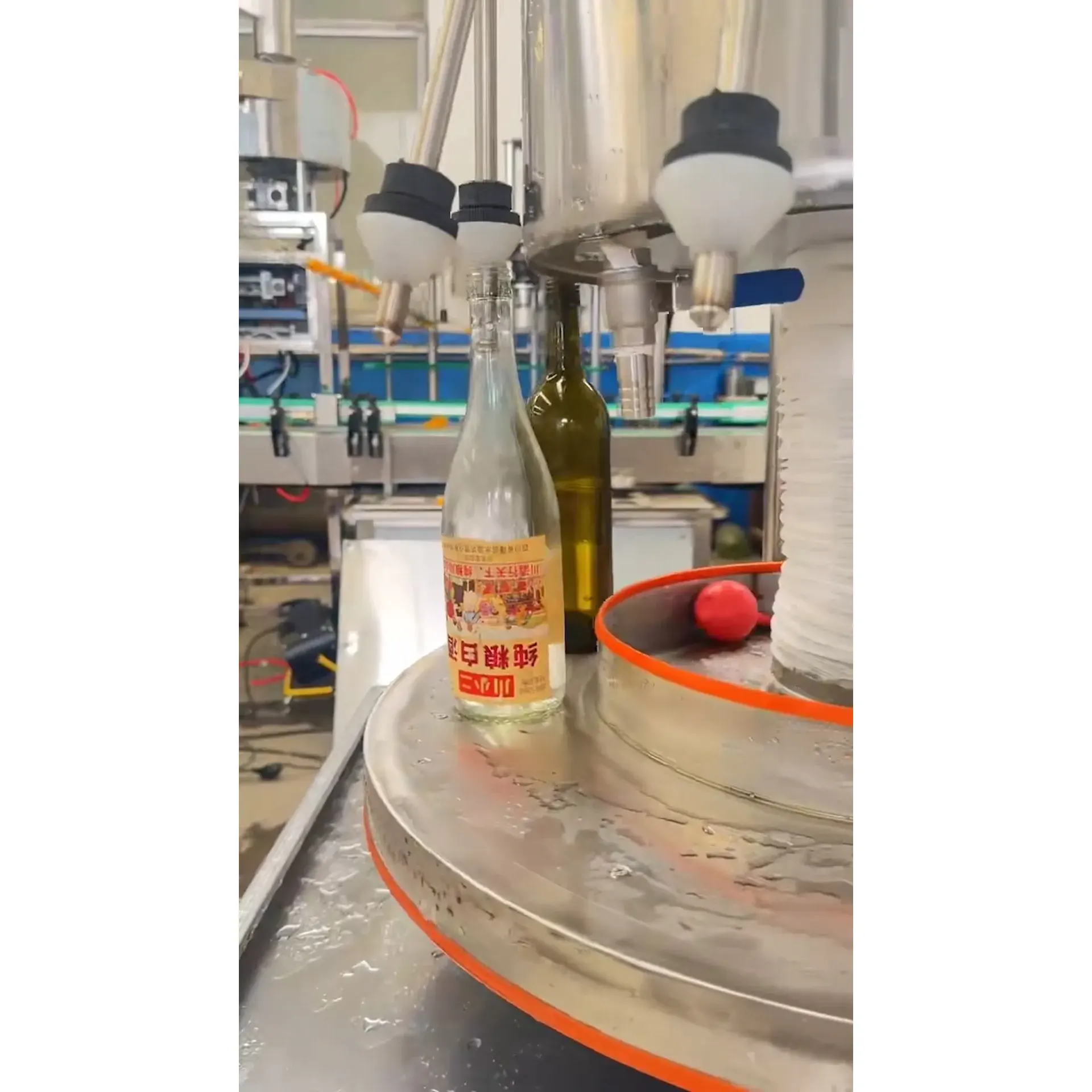 Máquina Llenadora de líquidos giratoria de 12 Válvulas